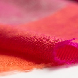 Rutig kashmir scarf i röd/orange/violet