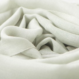 Ljus salviagr&ouml;n pashminasjal i kashmir och siden