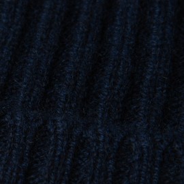 Marinblå mössa i ren kashmirull